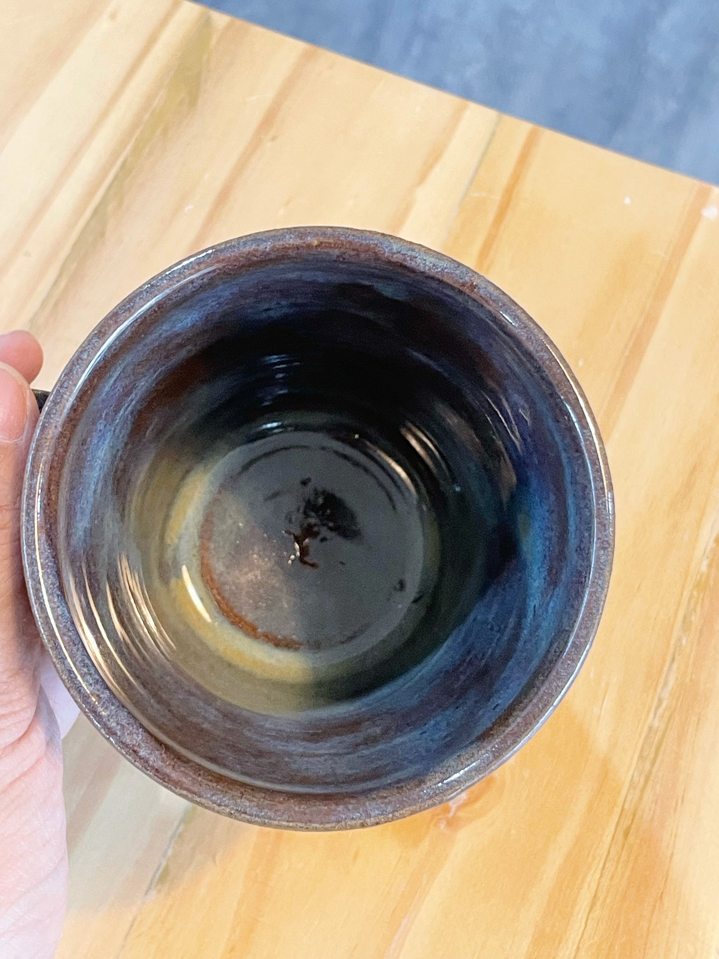 Lustre Mug (with flaw)